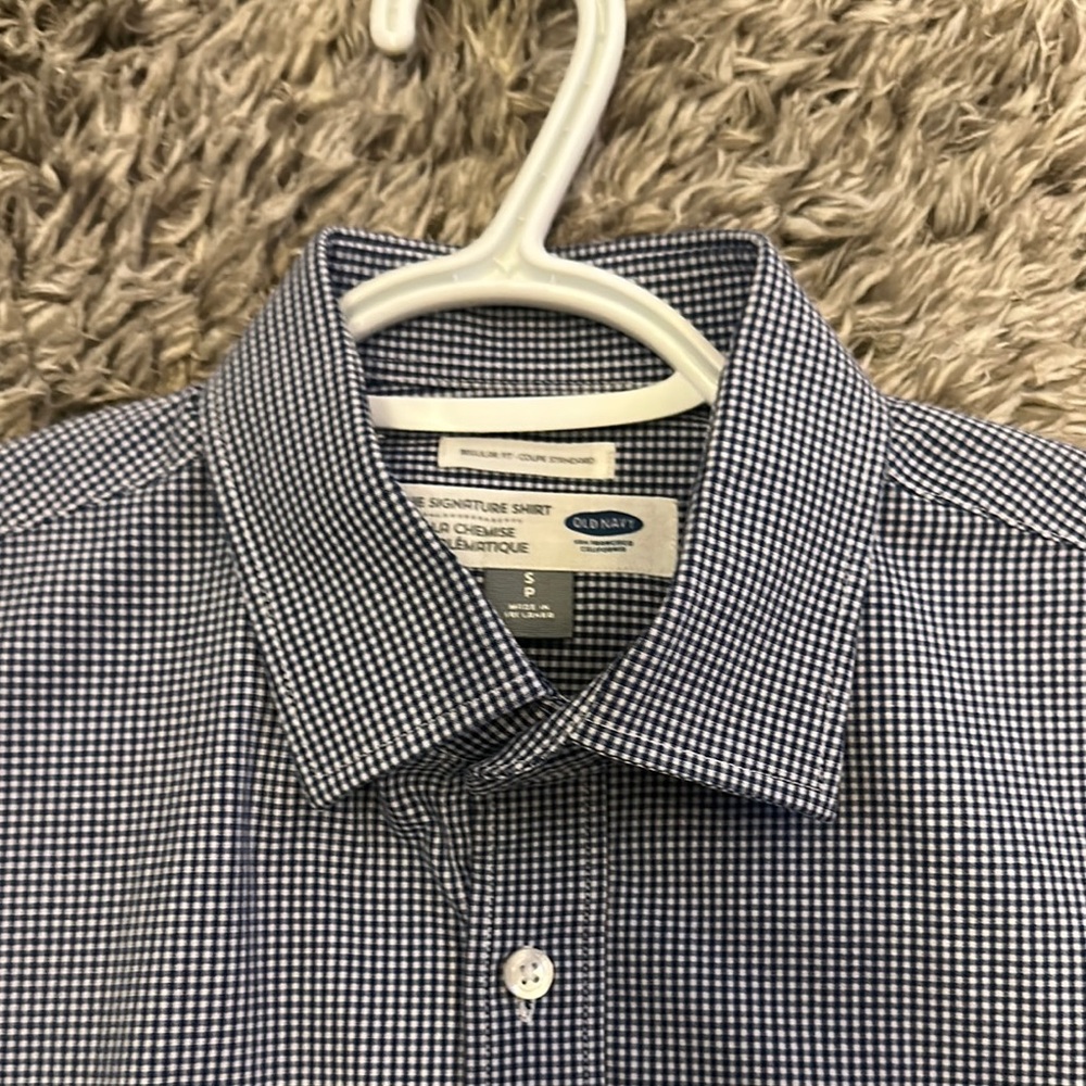 Old Navy Blue Casual Button Down Shirt - Picture 2 of 4